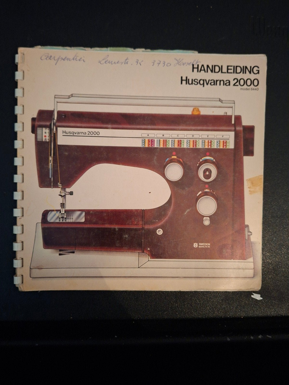 handleiding Husqvarna 2000, Hobby en Vrije tijd, Naaimachines en Toebehoren, Ophalen of Verzenden, Gebruikt, Husqvarna