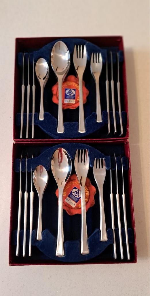 AMC 18/10 roestvrijstalen bestekset voor 12 personen, Verzenden, Zo goed als nieuw, Bestekset, Inox of Chroom