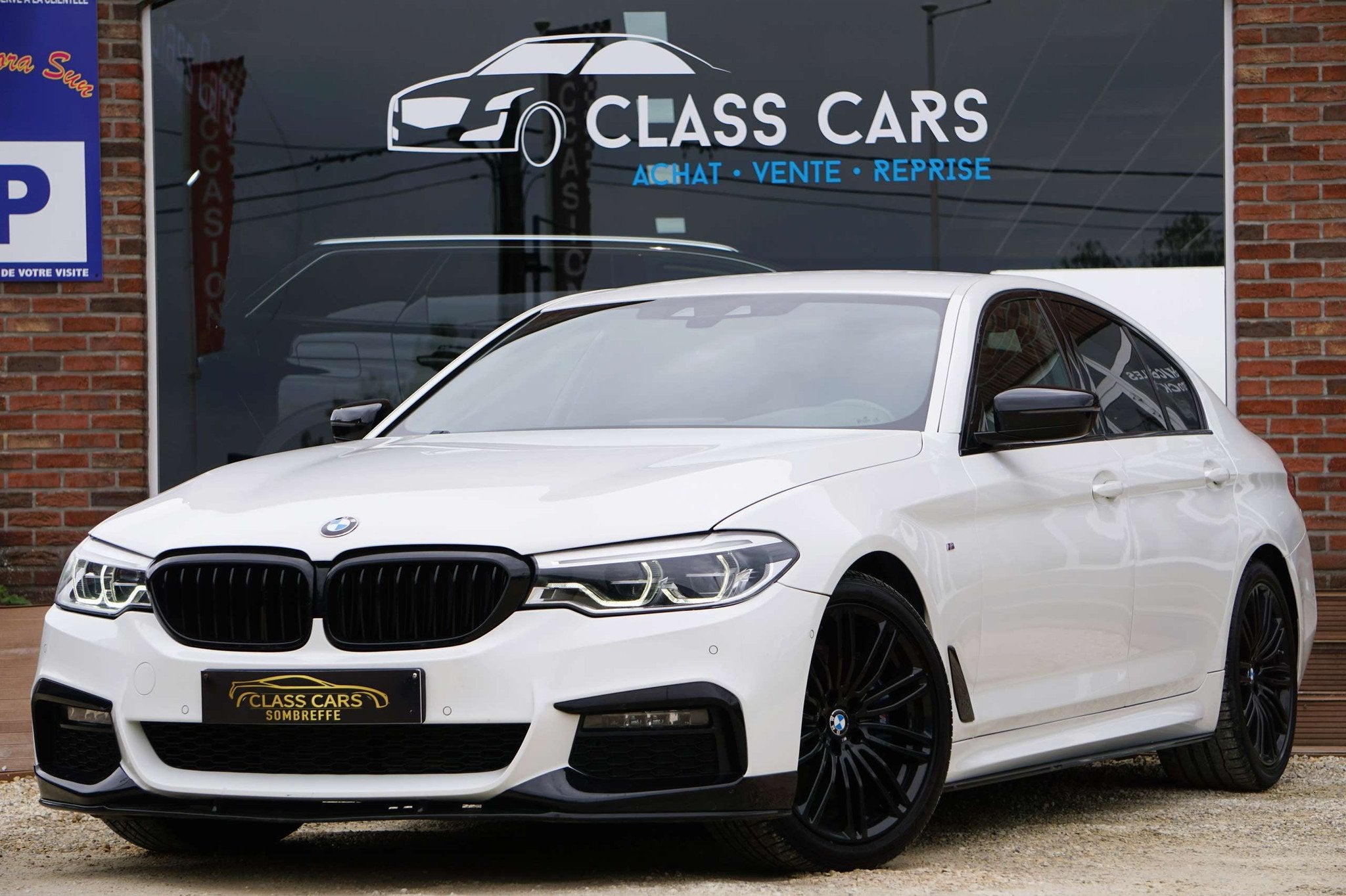 BMW 5 Serie 525 d PACK-M COCKPIT NAVI-CAM HARMAN AMBIANCE EU, Autos, Ordinateur de bord, Entreprise, https://public.car-pass.be/vhr/f834f547-0432-4339-ac0e-a7ec1880cee5