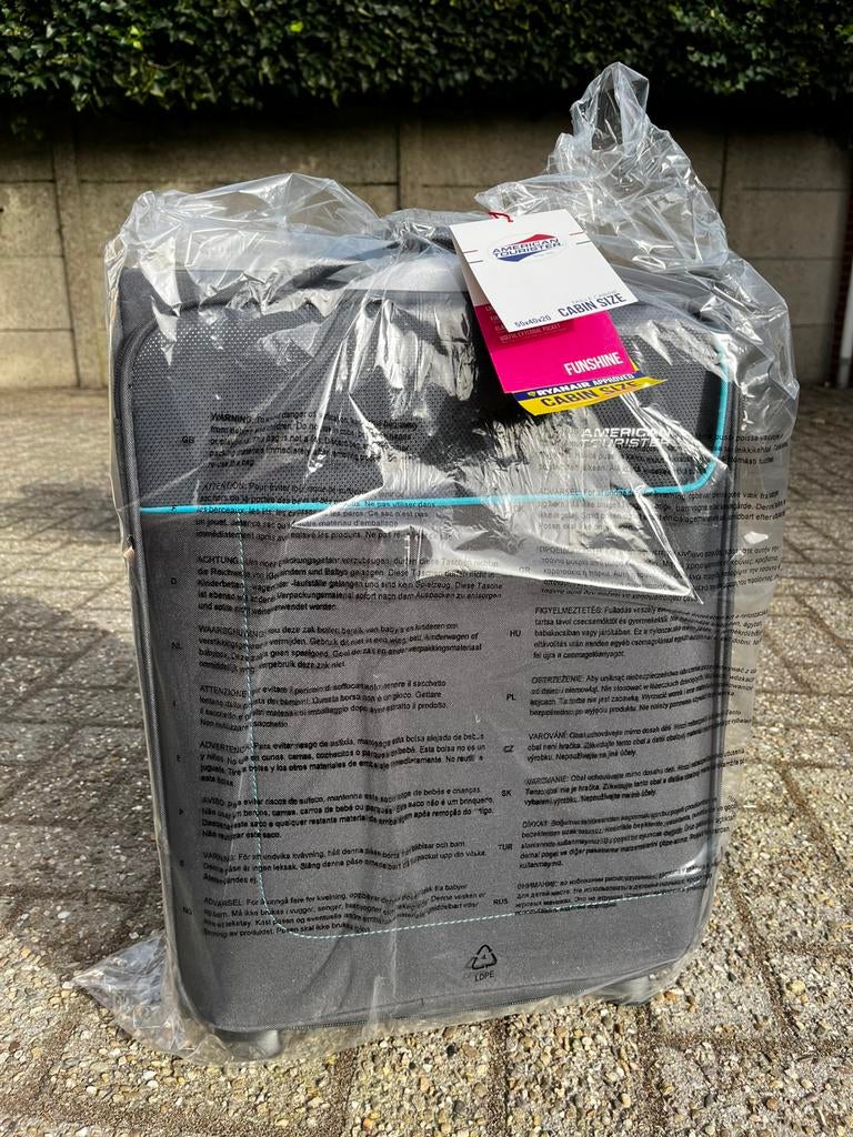 Nieuwe American Tourister Cabin Size Koffer (55cm), Ophalen of Verzenden, Nieuw
