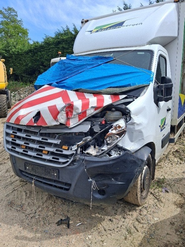 Renault Master lichte vrachtwagen met laadbrug (schade), Euro 5, Renault, Bedrijf, Diesel