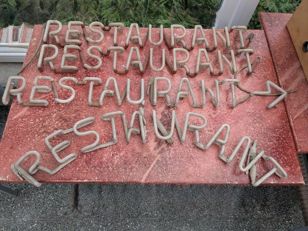 Neon, reclame, lichtreclame, prijs per neon, Collections, Enlèvement, Utilisé