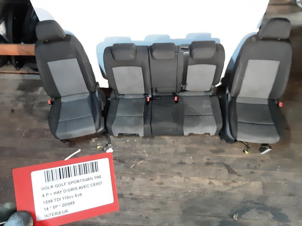 INTERIEUR COMPLET Golf Sportsvan (AUVS) (5Q4881106K), Volkswagen, Mevr. I. Hauben, Utilisé, Rue de l'Espoir 34 34
4030  GRIVEGNÉE, BE