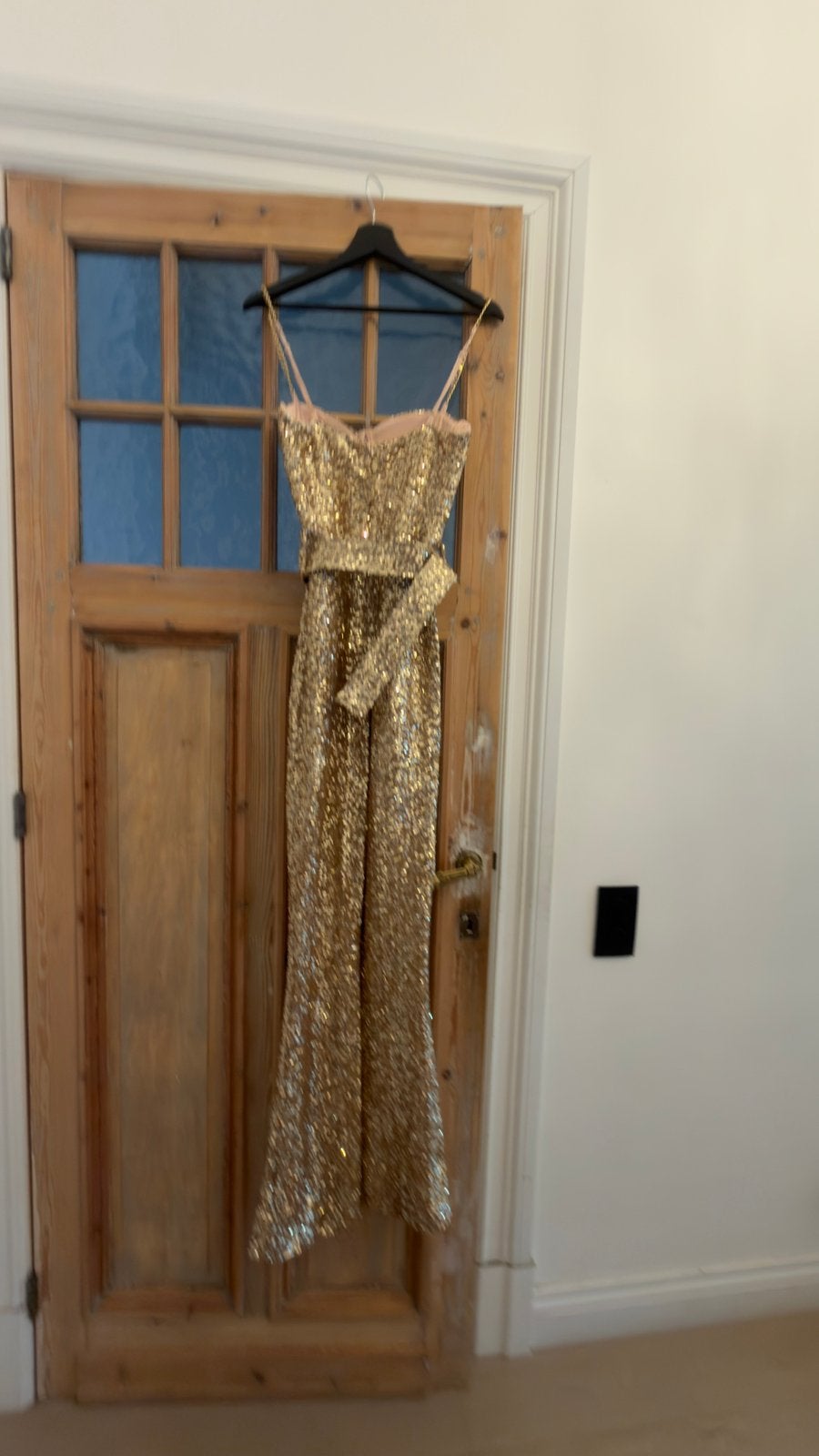 Gouden jumpsuit met pailletjes en ceintuur, Kleding | Dames, Jumpsuits, Ophalen, Nieuw