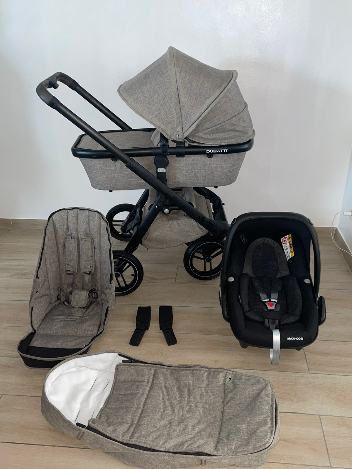 Dubatti One E5 3-in-1 Kinderwagen Black - Sandy Taupe, Zo goed als nieuw, W, Regenhoes, Maxi-Cosi