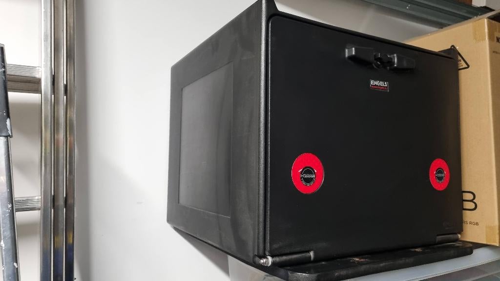 Bezorgbox 90L – dubbelwandig, Professionele Engels, Fietsen en Brommers, Ophalen, Gebruikt, Koffer