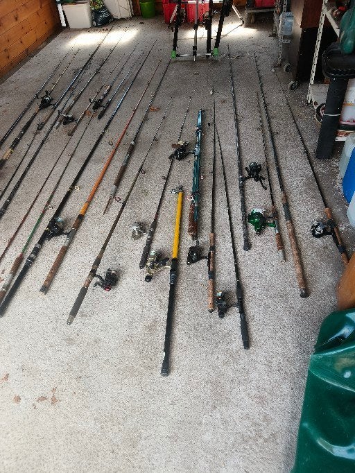 Toutes sortes de cannes à pêche avec moulinets, Enlèvement, Utilisé