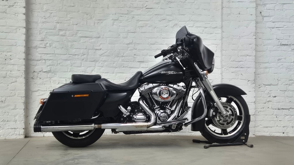 Harley-Davidson Street Glide (FLHX) noir mat @motomobilia, Entreprise, Occasion, Plus de 35 kW, Chopper