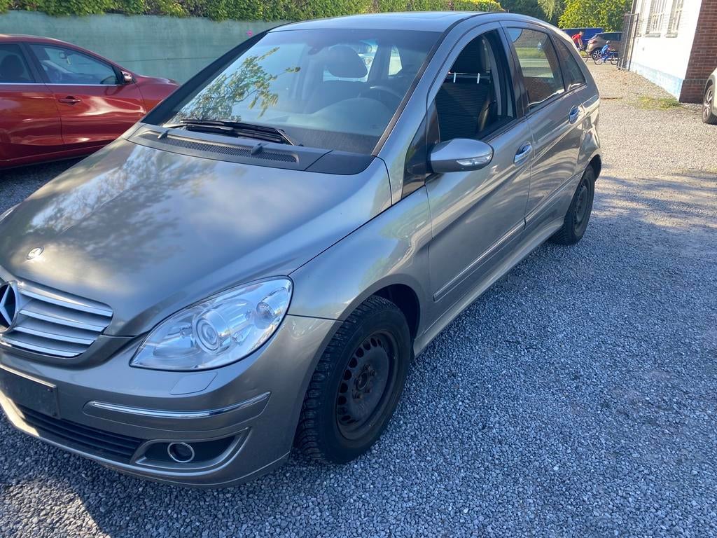 Mercedes-Benz B 200 CDI *TOIT PANO*GPS* 160.000 km, Autos, 100 kW, Argent ou Gris, Achat, Capteur de lumière