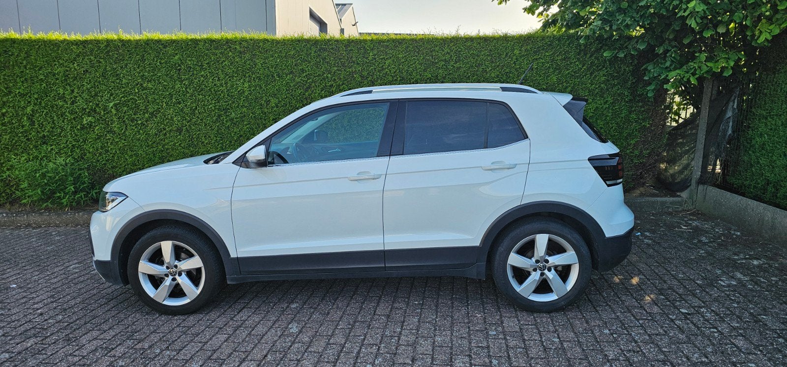 VW T-Cross 1.5 TSI 150PK DSG Automaat 2021 – 98.000 km, Auto's, Volkswagen, T-Cross, 4 cilinders, Leder en Stof, Wit