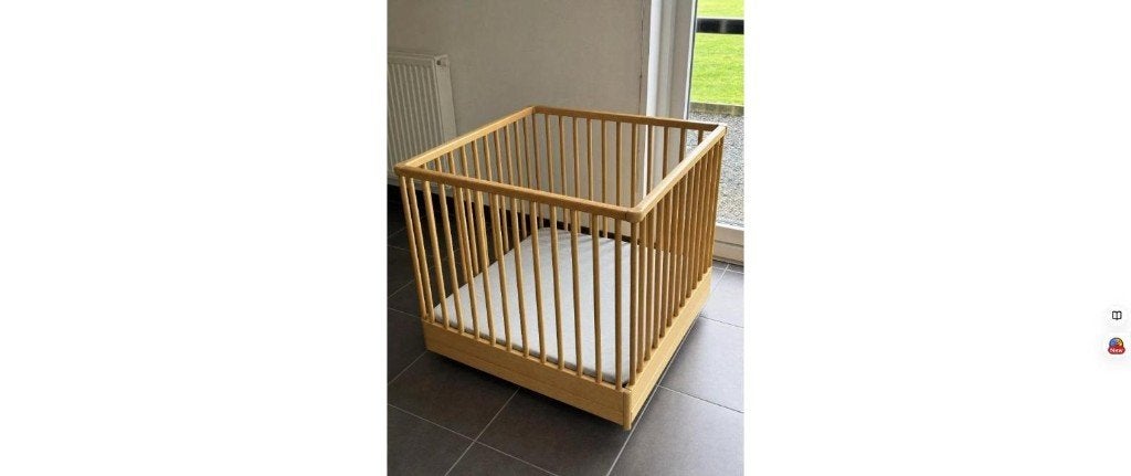 Parc bébé à barreaux en bois massif + matelas – réglable, Enfants & Bébés, Enlèvement, Utilisé, Carré, Réglable en hauteur