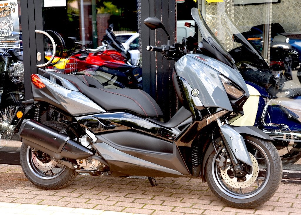 YAMAHA XMAX 300 TECH MAX ***MOTOVERTE.BE***, 300 cm³, Scooter, Entreprise, Occasion