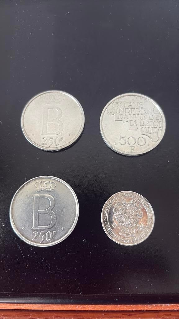 4 ZILVEREN MUNTEN, Ophalen of Verzenden