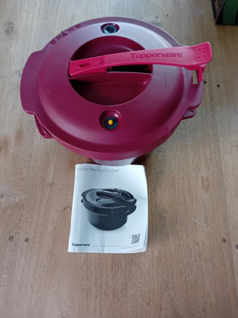 Tupperware micro pressure cooker, Ophalen