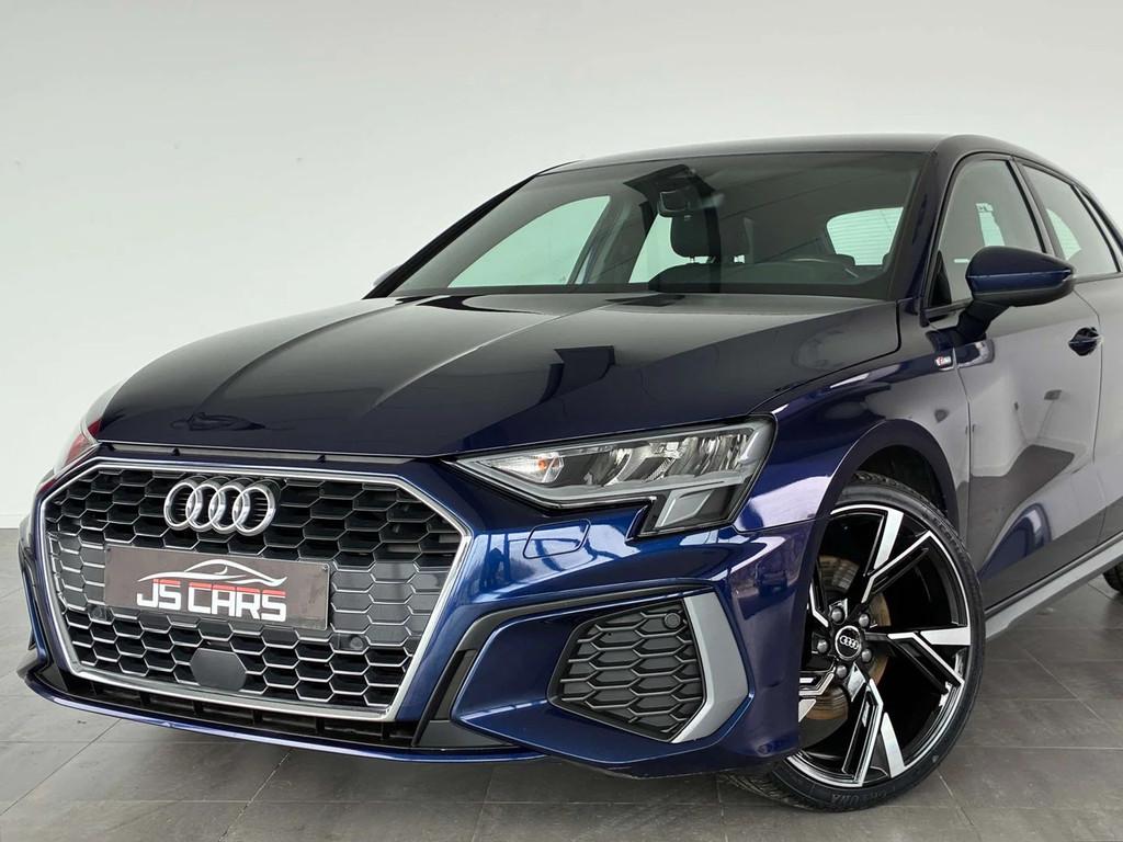 Audi A3 Sportback 2.0TDi S-LINE-1ERPRO-COCKPIT-CARPLAY-PDC, Auto's, Audi, Stof, Gebruikt, 4 cilinders, Bedrijf