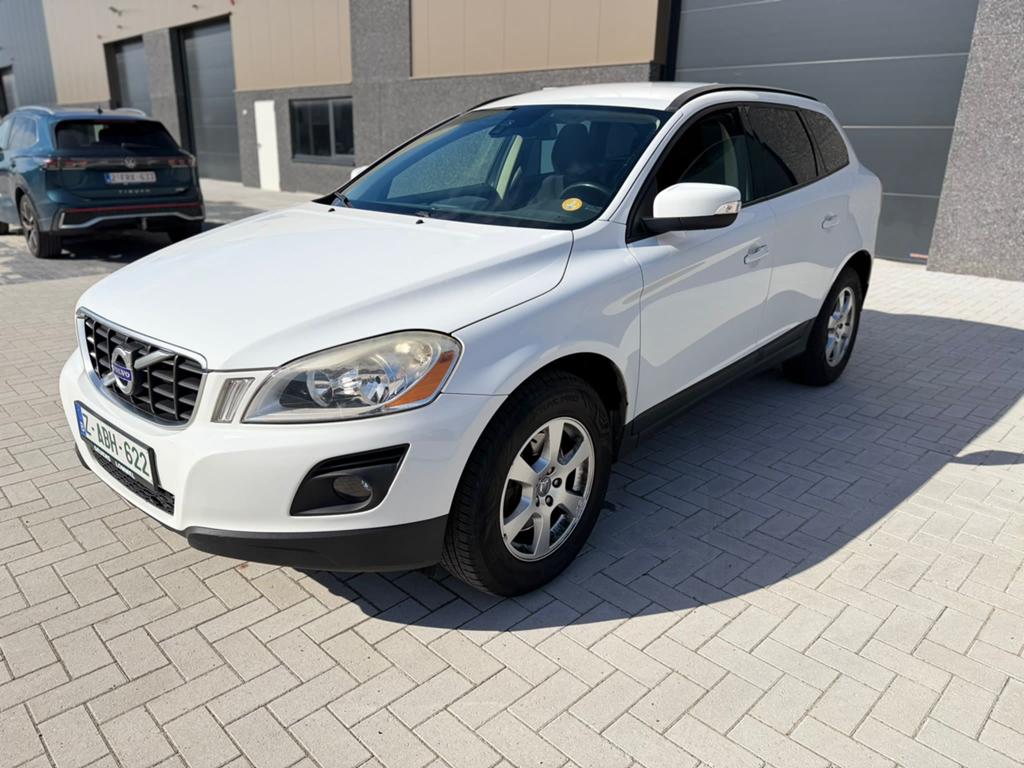 Volvo XC60 - 2.4d - AWD - eerste eigenaar - zeer proper!, Auto's, Volvo, Bedrijf, Vierwielaandrijving, Navigatiesysteem, Euro 4