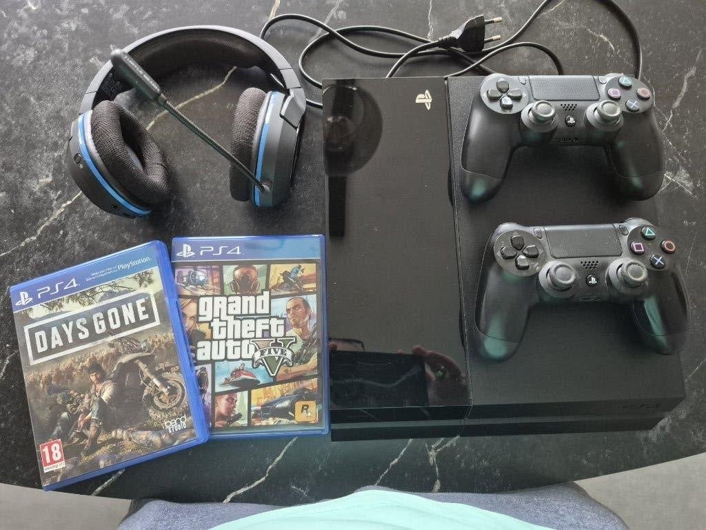 Playstation 4 Te Koop, Games en Spelcomputers, Ophalen, Met 2 controllers, Zo goed als nieuw, Original