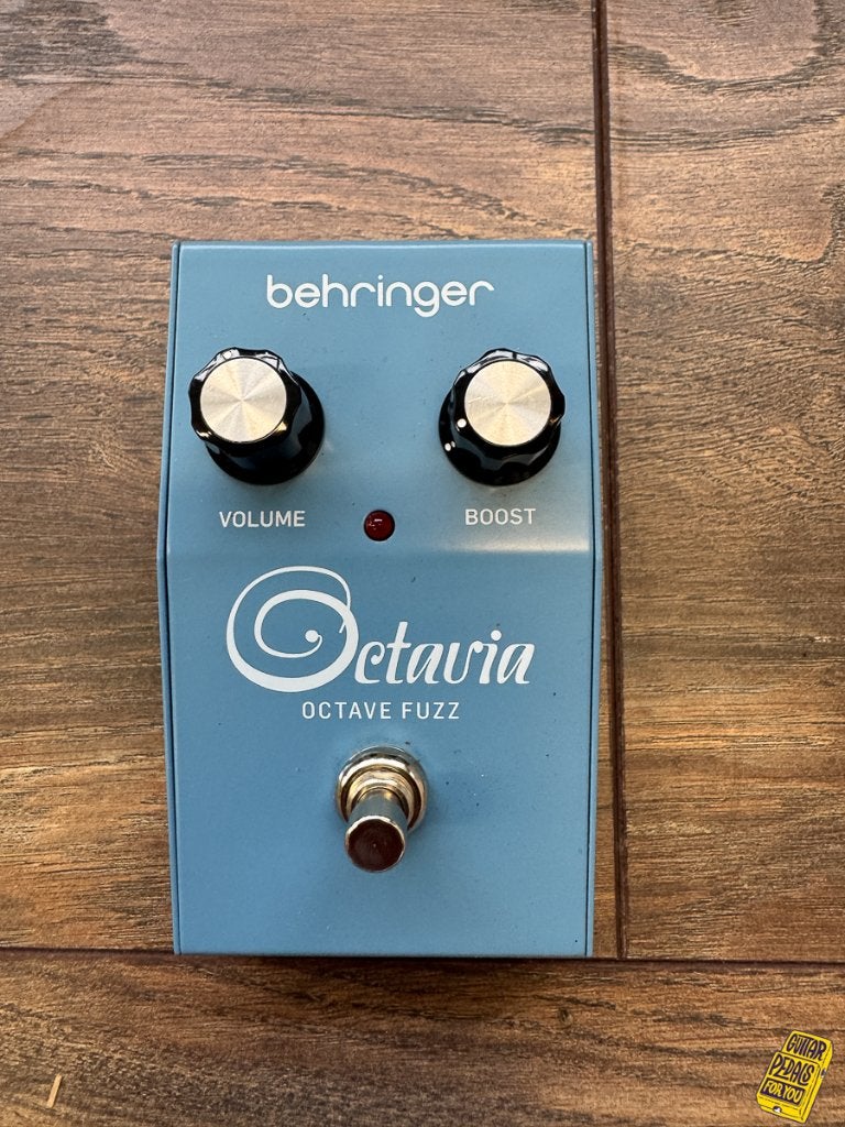 Behringer OCTAVIA OCTAVE FUZZ, Musique & Instruments, Effets, Enlèvement ou Envoi, Comme neuf, Autres types