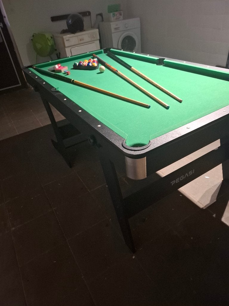 Pooltafel, Ophalen, Zo goed als nieuw, Pooltafel