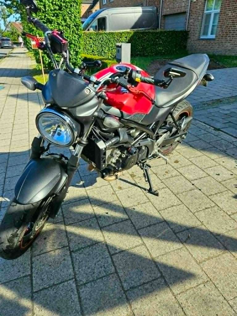 Suzuki SV650 2017, Motoren, Motoren | Suzuki, 2 cilinders, Gebruikt, Particulier, Sportuitlaat