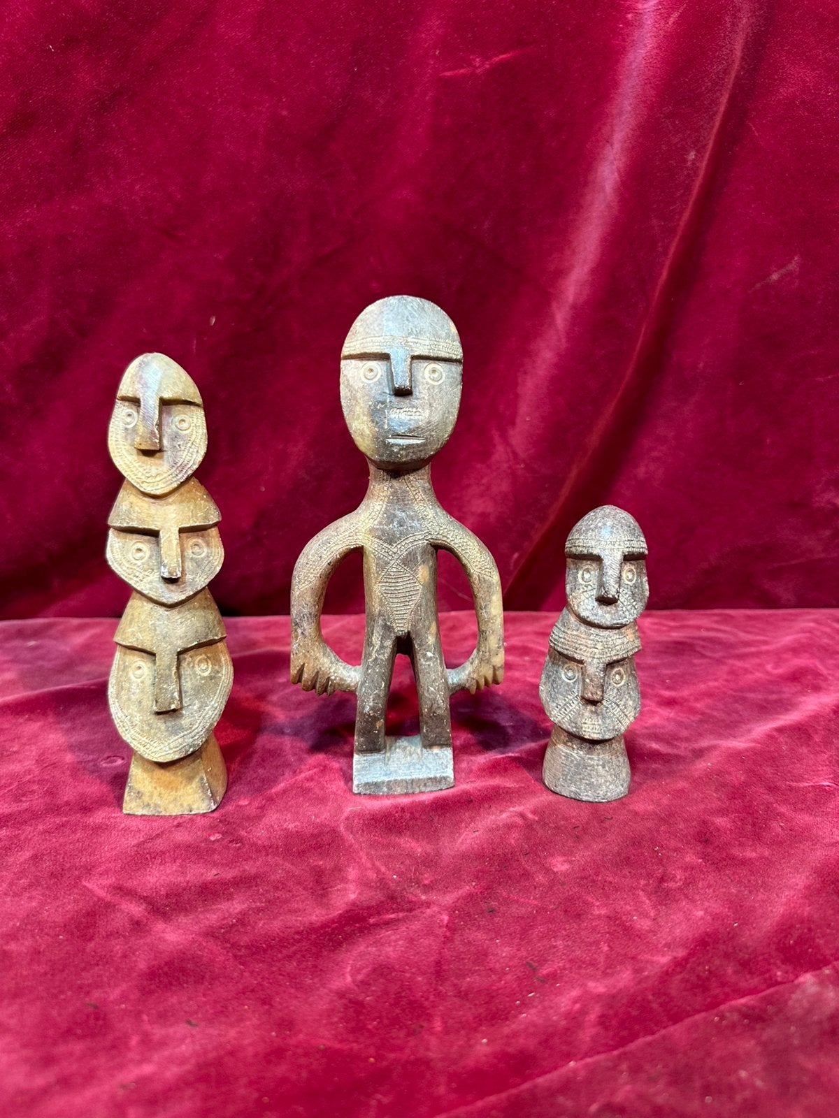 Set van 3 stenen beeldjes Afrikaanse stijl, Verzenden, Zo goed als nieuw
