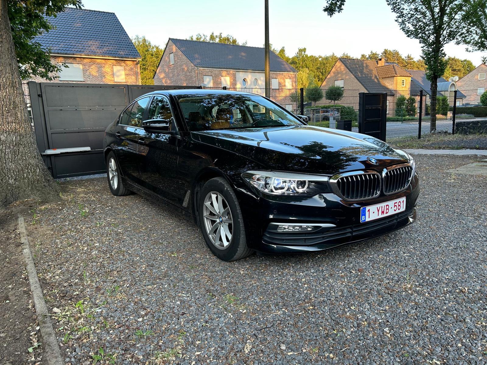 BMW 520iA | (G30) | Automaat | NaviPro, Auto's, Automaat, Achterwielaandrijving, 4 cilinders, Bi-Xenon koplampen