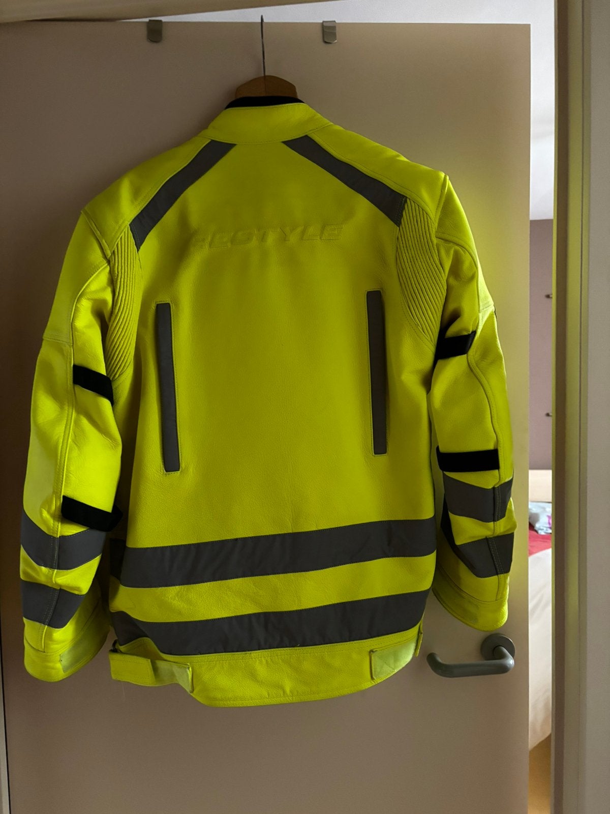 Fluo gele lederen motorjas, Motoren, Ophalen of Verzenden