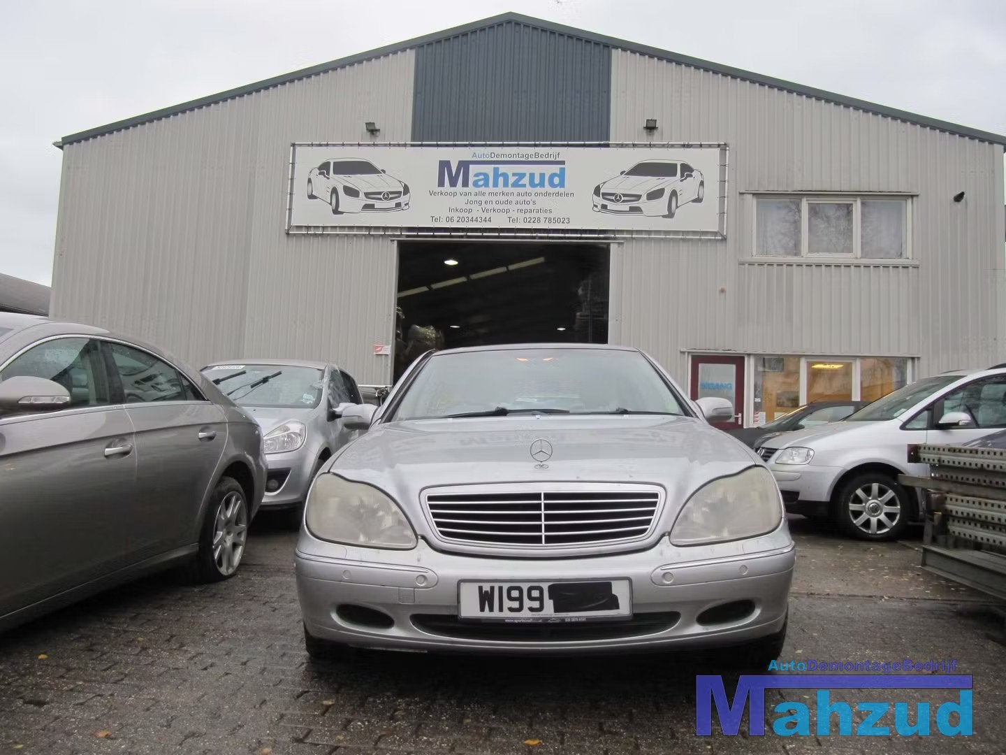 2000 MERCEDES S320 3.2 W220 DEMONTAGE SLOOP (142), Gebruikt, Mercedes-Benz AG, Mercedes-Benz, Mercedesstrasse 120
70372  Stuttgart, DE