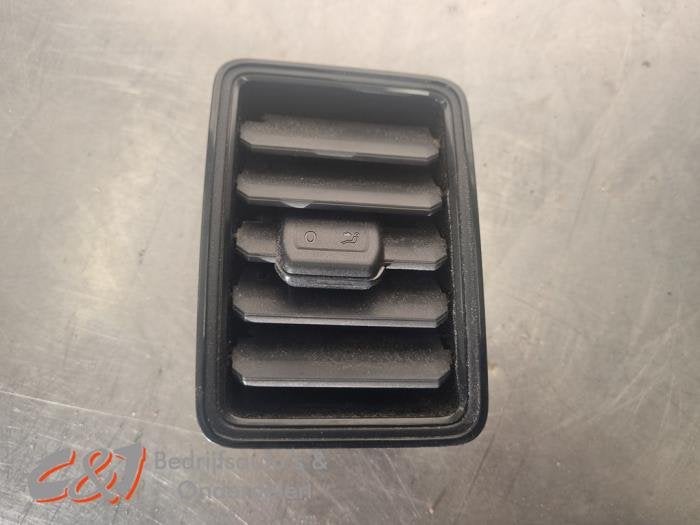 Grille aération tableau de bord d'un Volkswagen Crafter, Volkswagen, -, 3 mois de garantie, Utilisé