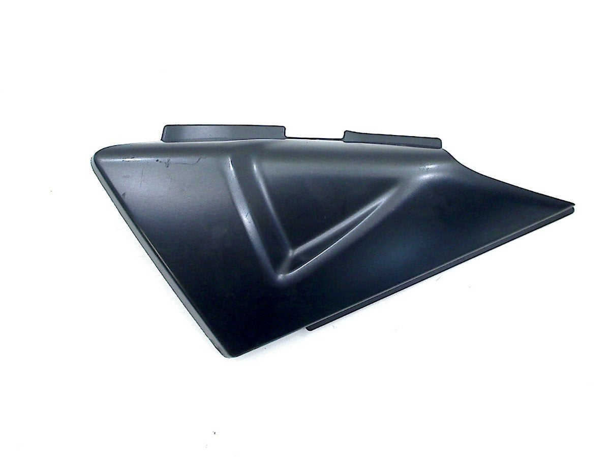 AFDEKKAP FRAME LINKS Suzuki (47421-23h00), Dhr. S. di Majo, Gebruikt, Info@cama-motorparts.nl, P.J. Troelstraweg 8 8
3144 CX  MAASSLUIS, NL