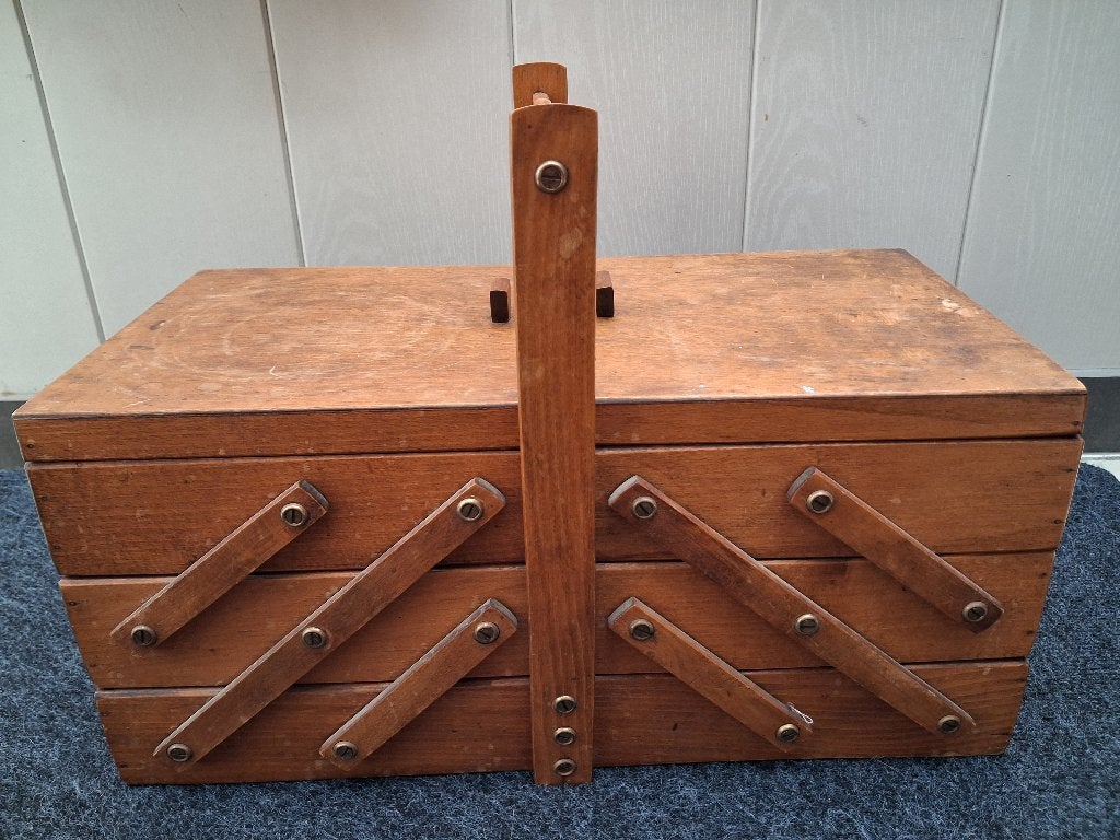 Vintage Naaikoffer, Ophalen of Verzenden, Gebruikt, Overige typen