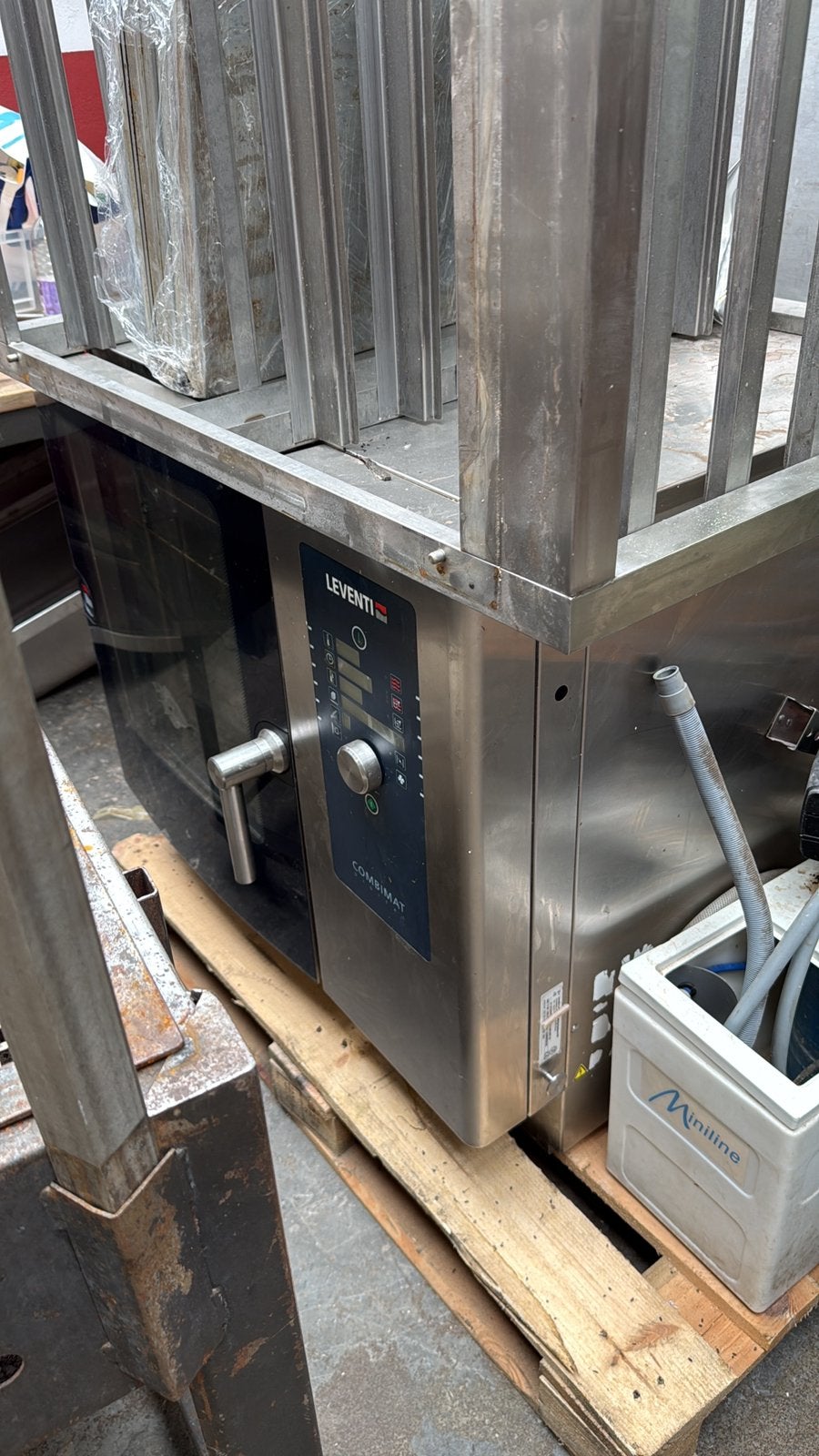 Liventi combimat oven, Zakelijke goederen, Ophalen