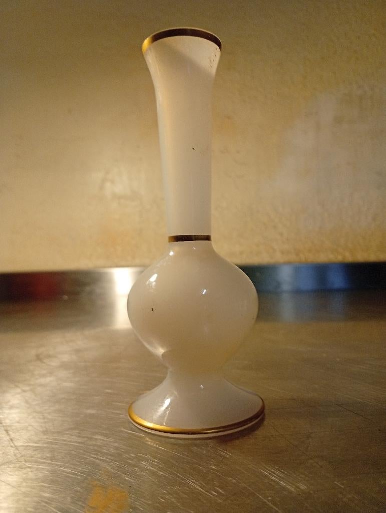 FLASH SALE: Kleine Soliflore in wit opaline en goud - 10€, Antiek en Kunst, Ophalen