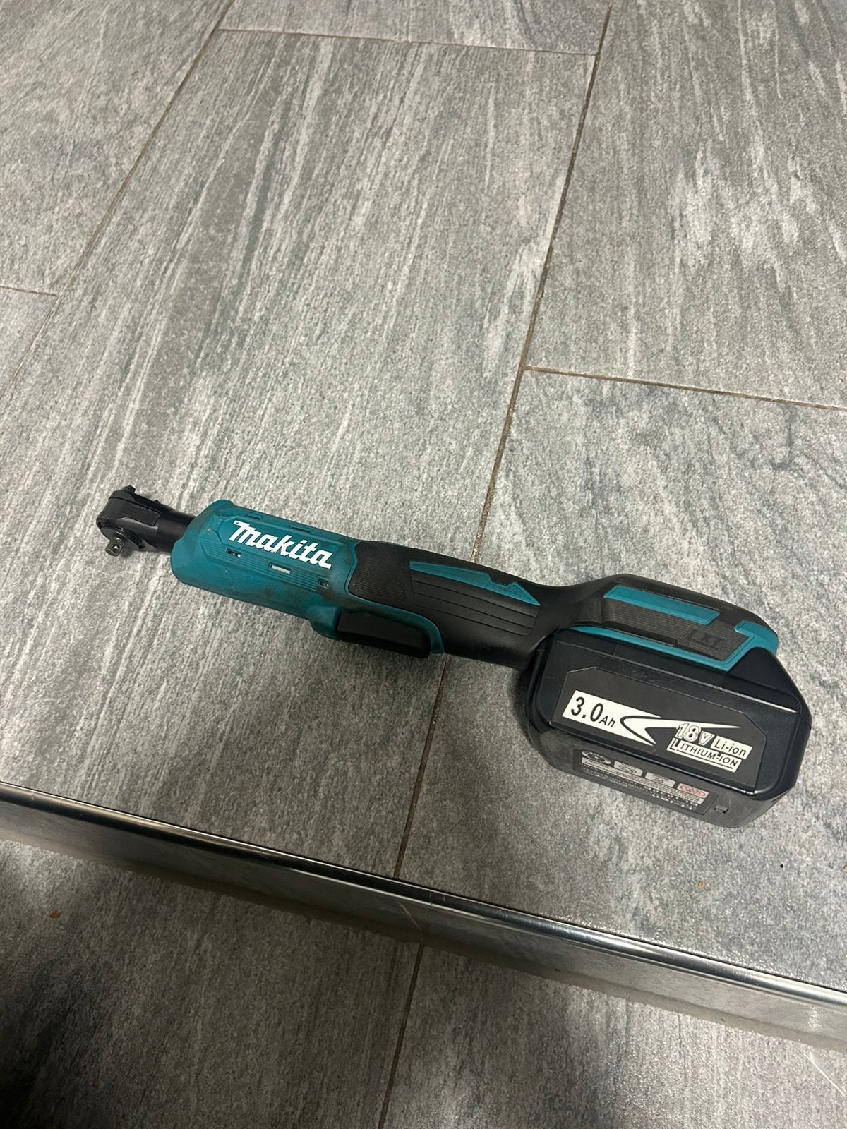 Cle a cliquet makita, Bricolage & Construction, Enlèvement ou Envoi, Comme neuf