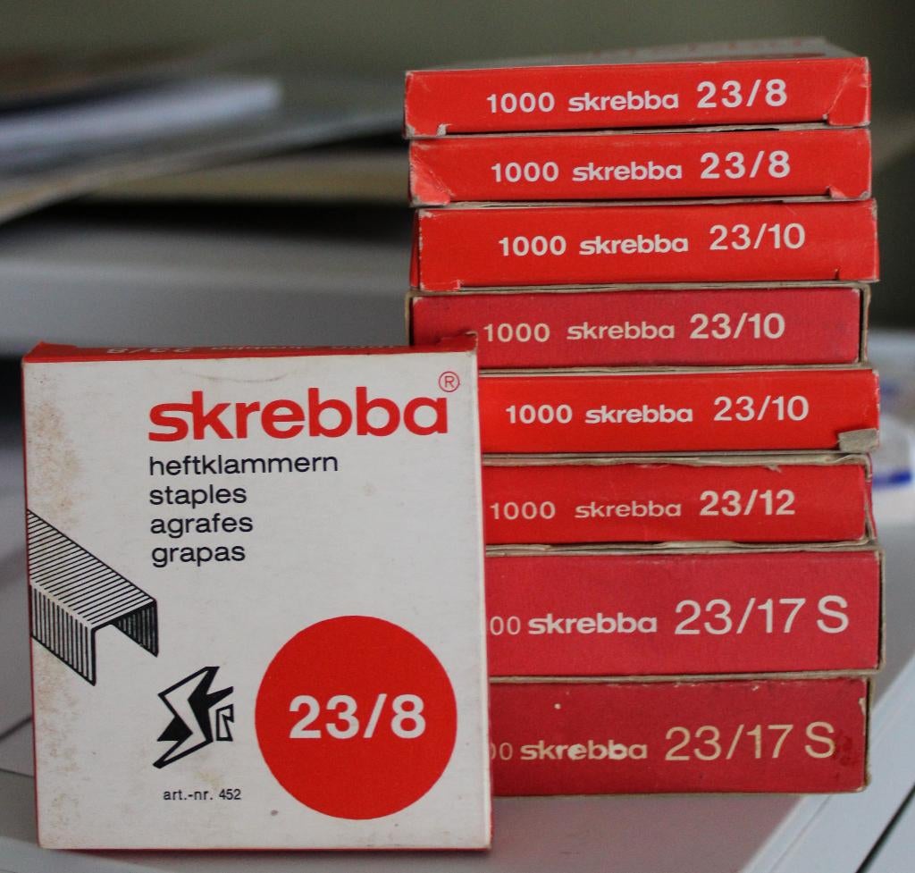 Lot d'agrafes Skrebba (pour agrafeuses de grands modèles), Enlèvement ou Envoi, Comme neuf