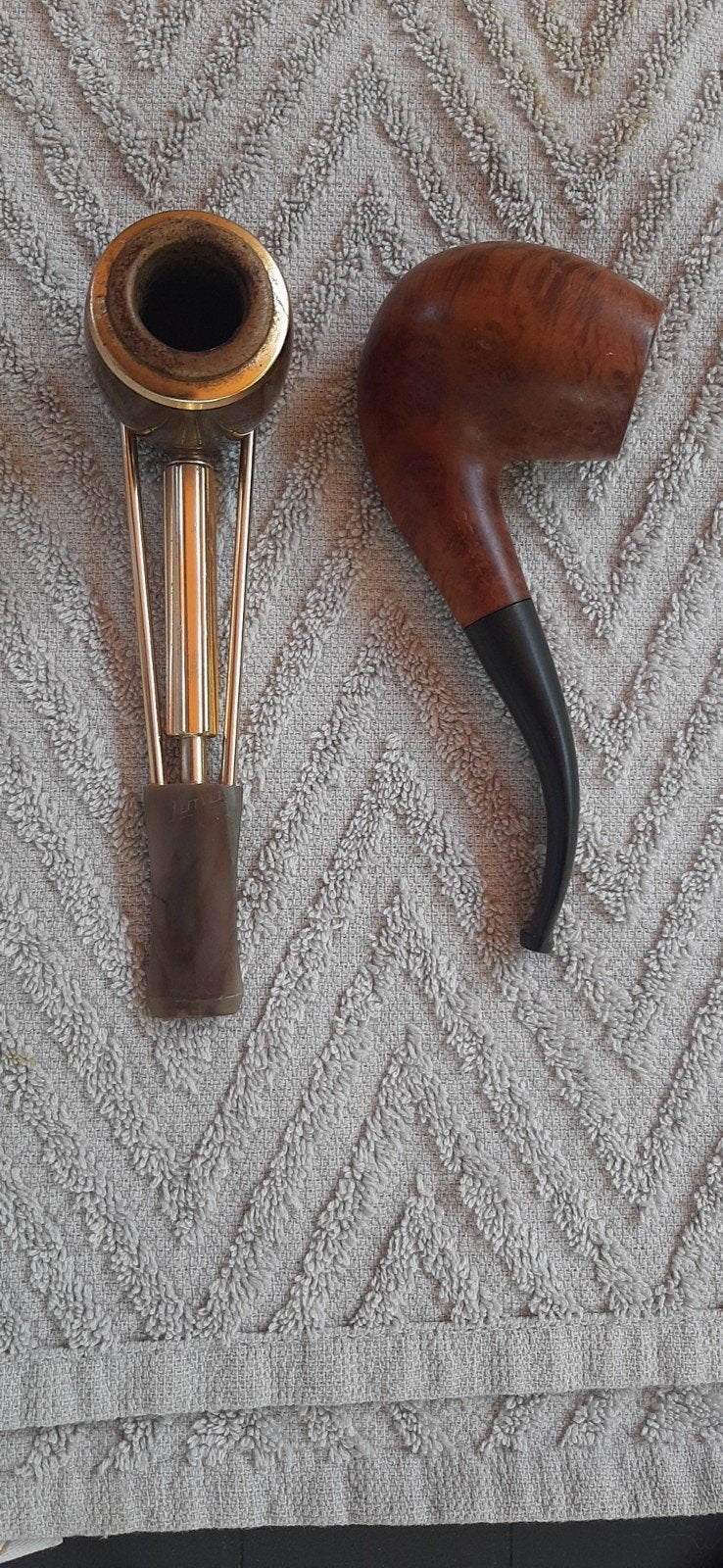 Lot de 2 pipes 1 Saint Claude et 1 Juma France, Enlèvement ou Envoi