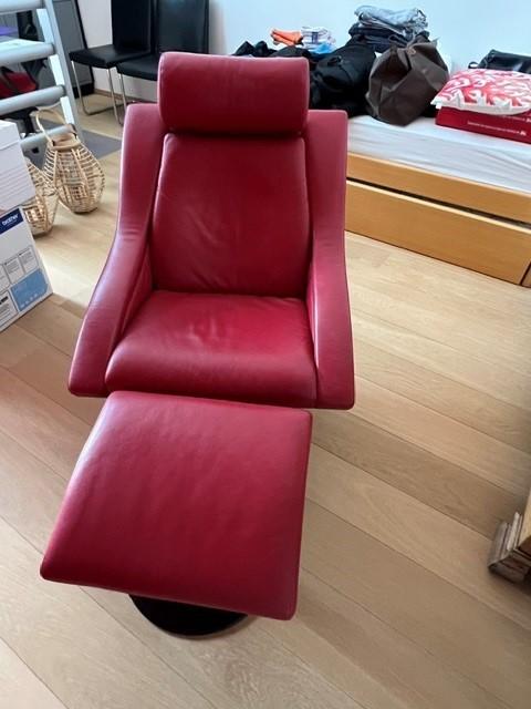 FAUTEUIL ROCHE BOBOIS MOVE + POUF EN CUIR ROUGE BORDEAUX, Maison & Meubles, Fauteuils, 75 à 100 cm, Design, Enlèvement, Utilisé