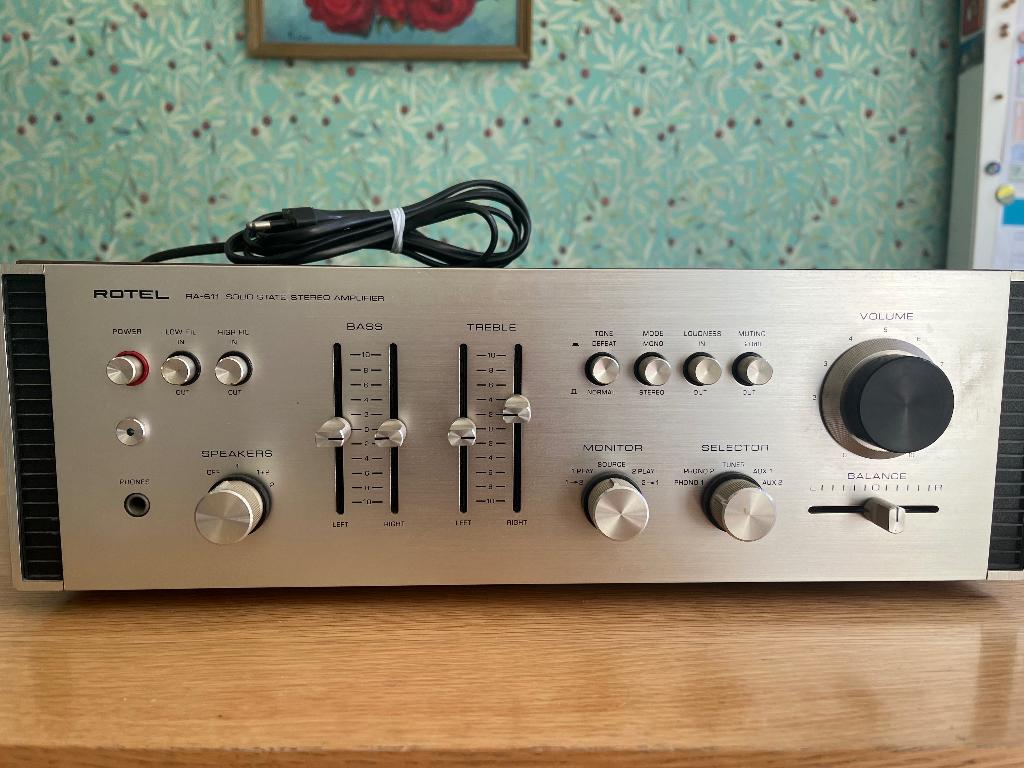Versterker en luidsprekers, Audio, Tv en Foto, Luidsprekerboxen, Overige merken, Gebruikt, Ophalen of Verzenden, 60 tot 120 watt