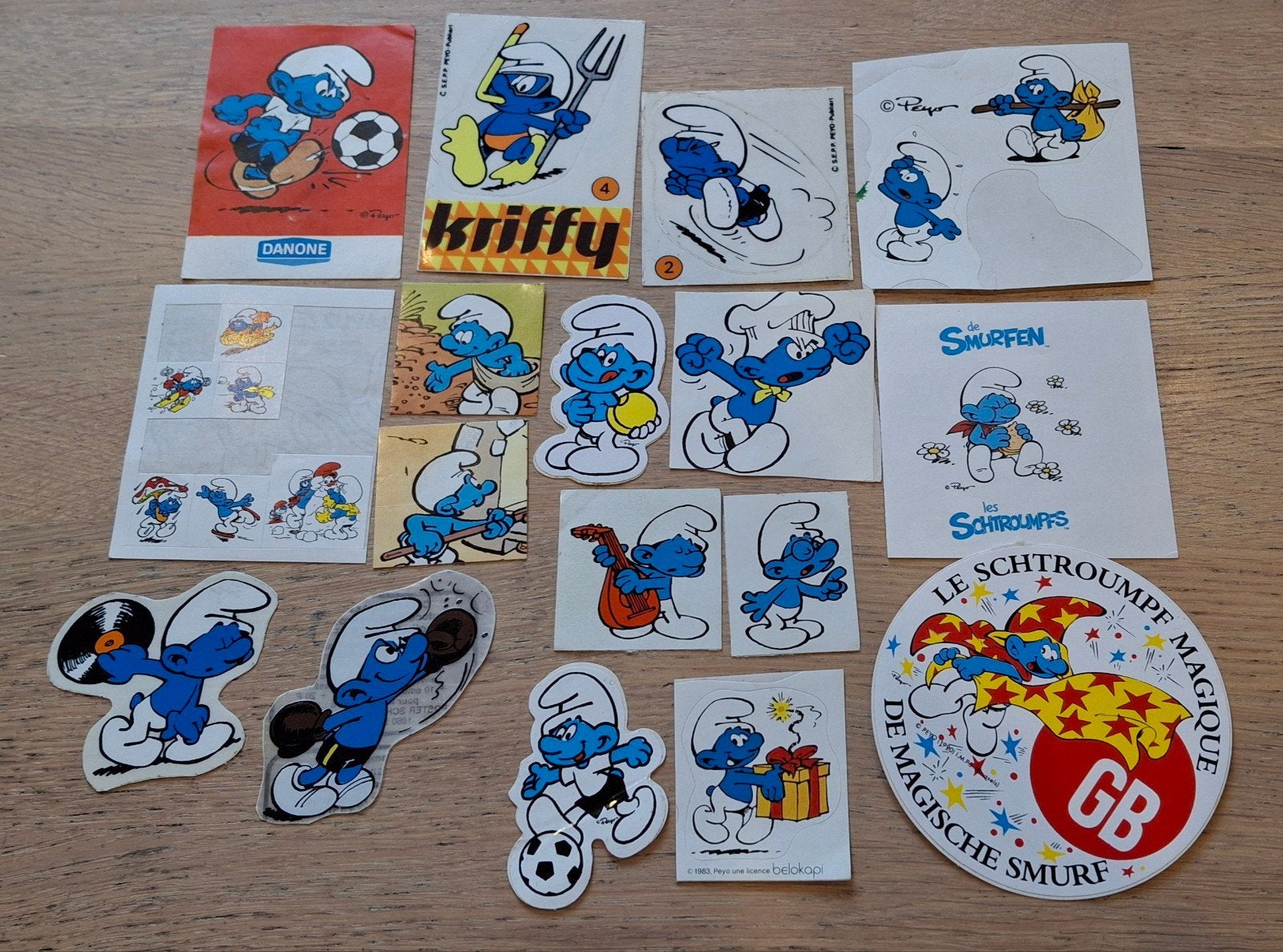 Groot lot mini stickers Smurfen divers, Enlèvement ou Envoi, Comme neuf, Bande dessinée ou Dessin animé