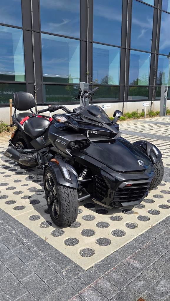 Can-Am Spyder F3-S met Akrapovič –Zeer mooie staat– 15.000KM, Motoren, Quads en Trikes, 1330 cc, 3 cilinders, Meer dan 35 kW