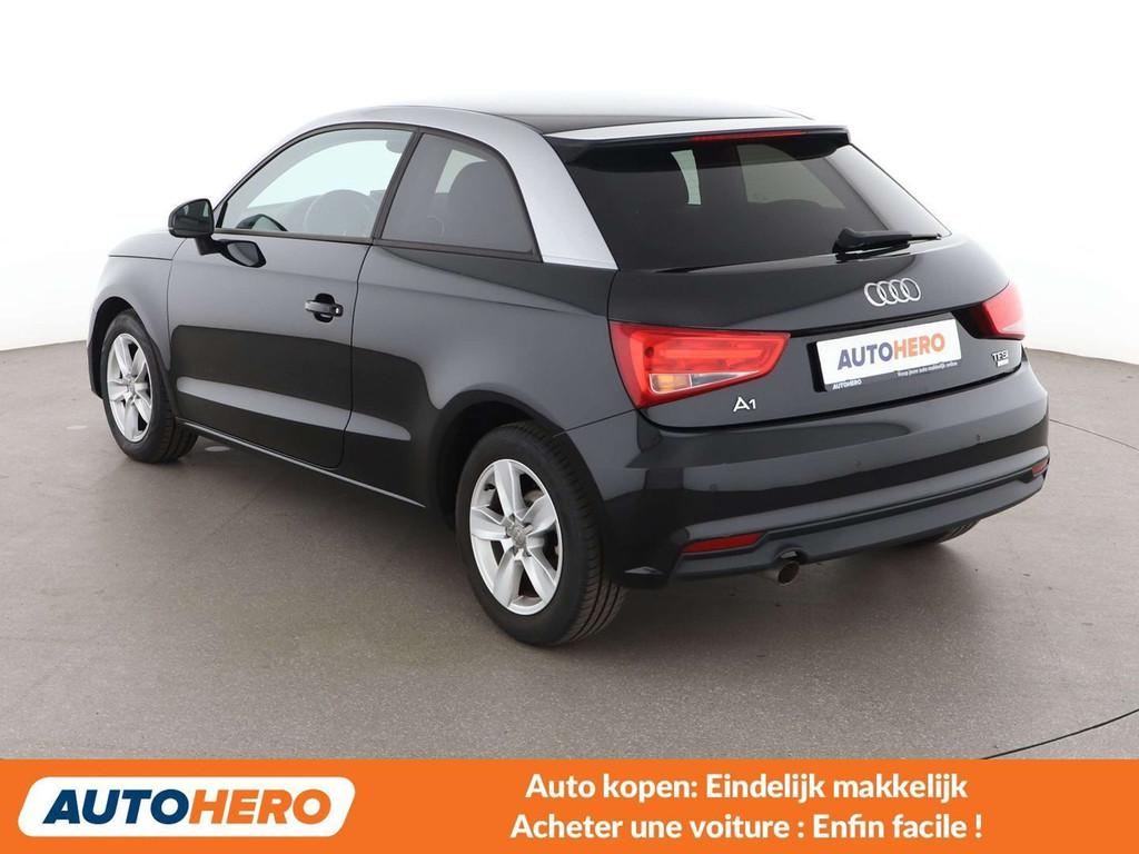 Audi A1 1.0 TFSI (bj 2017), Auto's, Voorwielaandrijving, 4 zetels, Stof, Zwart