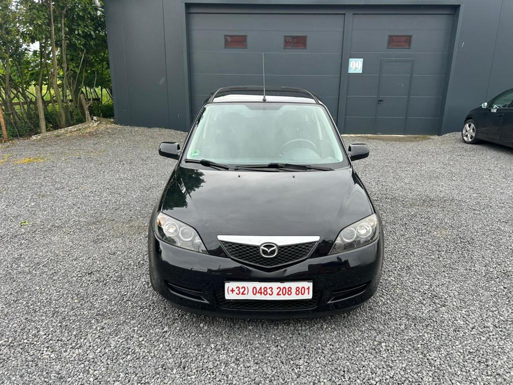 Mazda 2 1.4 essence AIRCO 1er MAIN 100000km DISTRIBUTION OK, Autos, Mazda, Achat, Entreprise, 5 portes, Verrouillage central