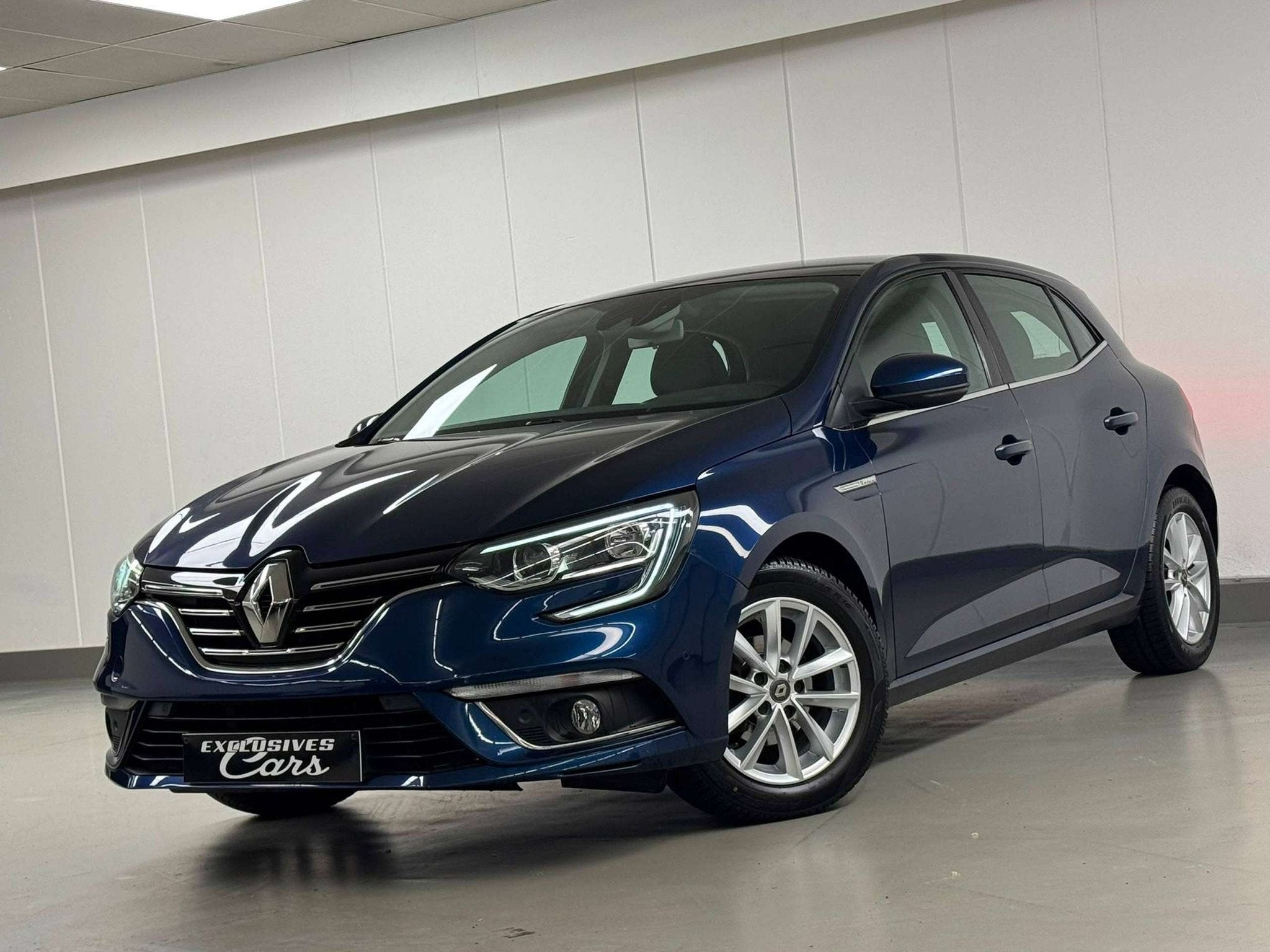 Renault Mégane 1.2 TCE 100CV INTENS ! 53000 KM ! CAMERA GPS, 1197 cm³, Achat, https://public.car-pass.be/vhr/ec6f583e-5c3b-4bcd-8813-8d6f7c7a47a9