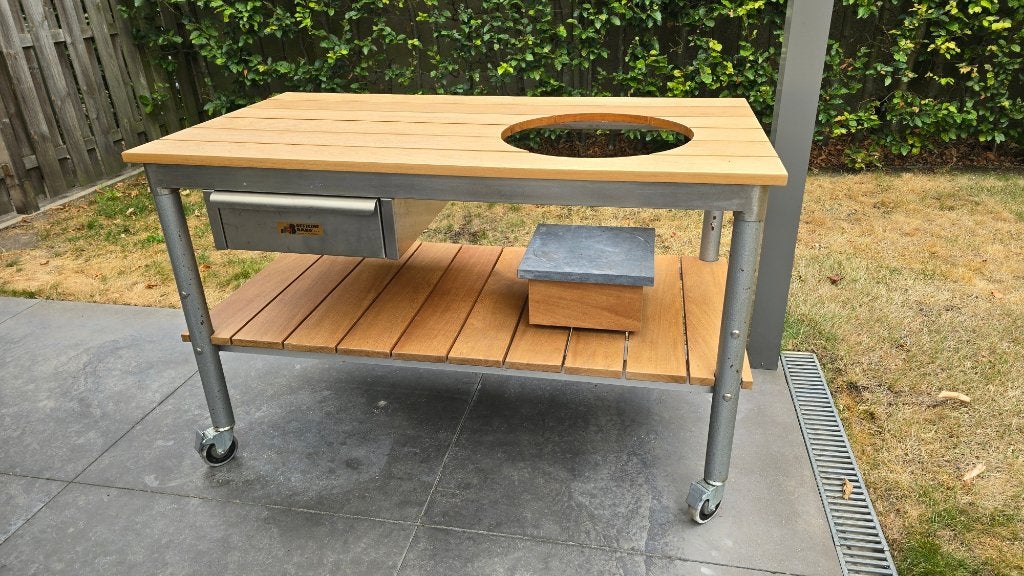 BBQ tafel voor Kamado 145x77cm, Tuin en Terras, Ophalen, Zo goed als nieuw, Overige merken