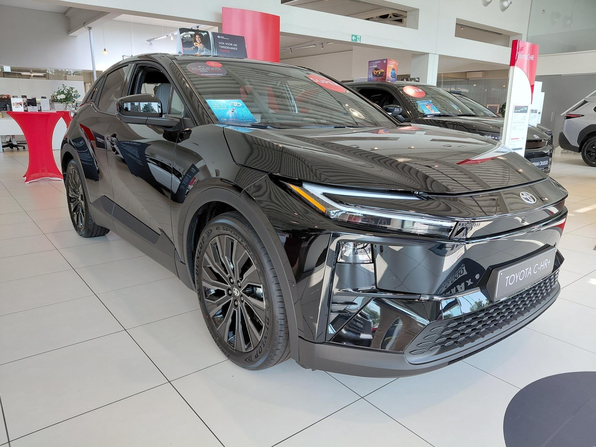 Toyota C-HR V05 Style, Auto's, Automaat, Stof, Zwart, Nieuw
