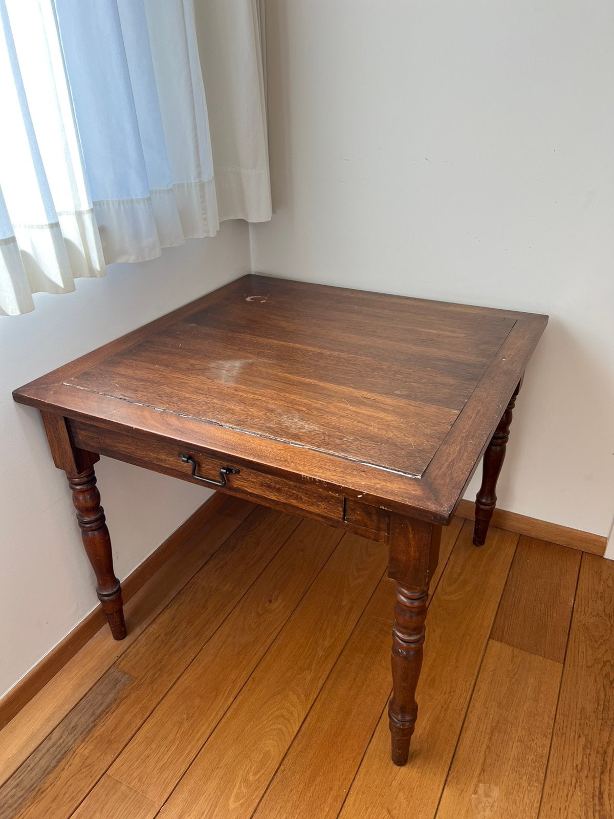 Vierkante tafel van winkel Flamant, Huis en Inrichting, Ophalen