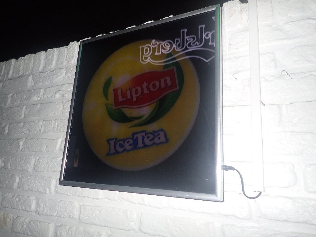 ice tea licht reclame bak, Verzamelen, Ophalen, Zo goed als nieuw, Lichtbak of (neon) lamp