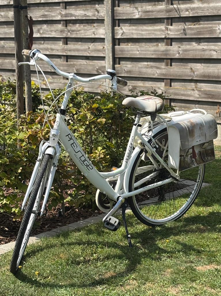 Damesfiets prestige, Ophalen, Zo goed als nieuw