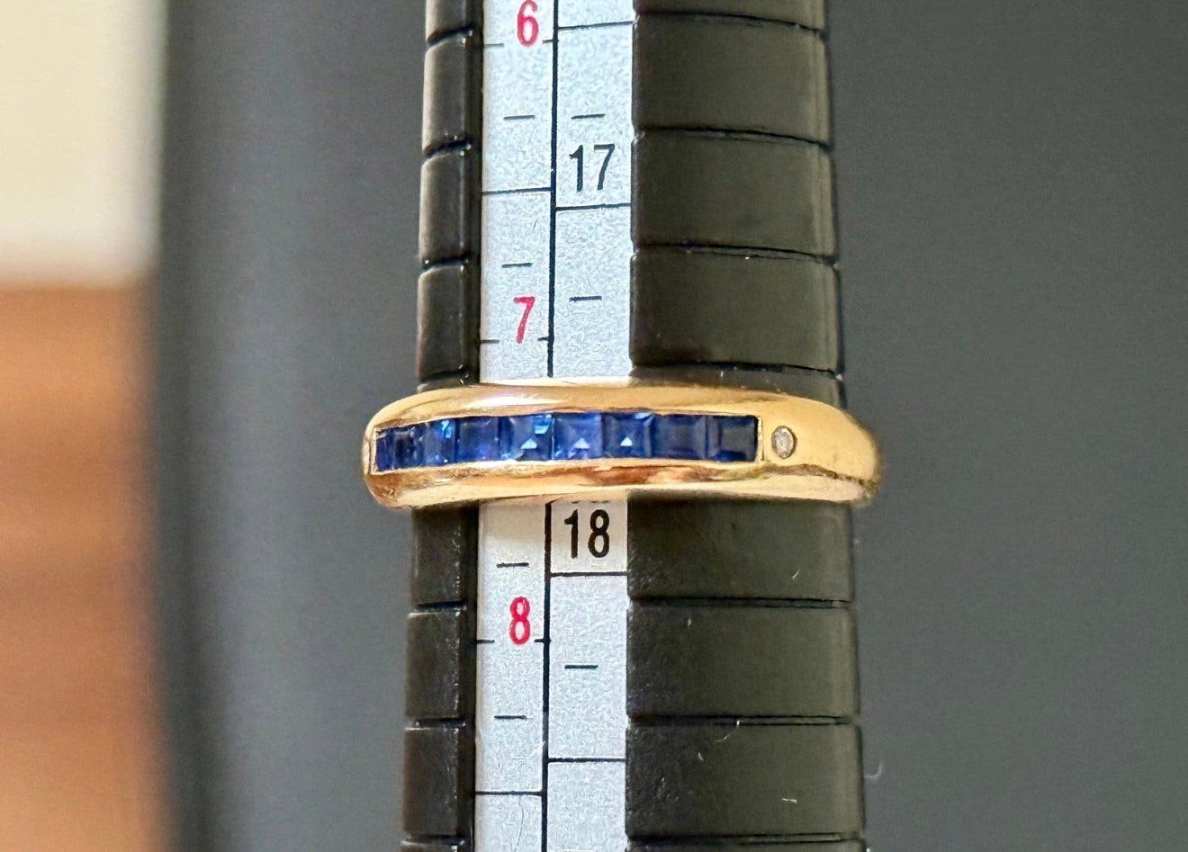 18 karaat gouden ring natuurlijke diamant en saffier!, Ophalen of Verzenden, 17 tot 18, Met edelsteen, Dame