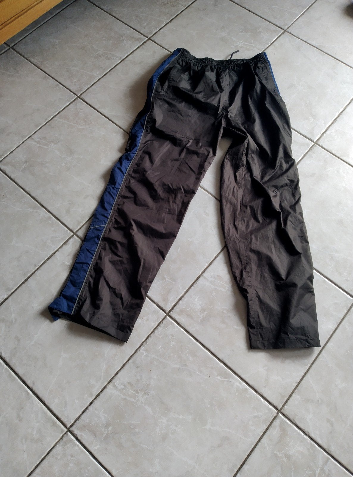 pantalon de pluie noir, Caravanes & Camping, Vêtements de pluie, Enlèvement ou Envoi, Utilisé, Pantalon de pluie, Dames